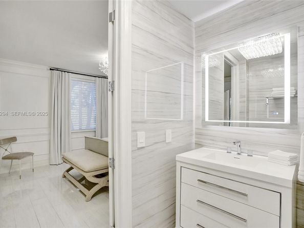 10400 SW 62nd St, Miami FL 33173