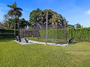 10400 SW 62nd St, Miami FL 33173