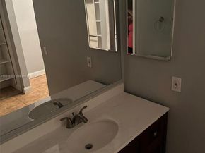 19155 NW 67th Pl, Hialeah FL 33015