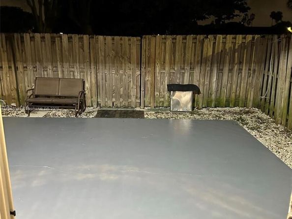 19155 NW 67th Pl, Hialeah FL 33015