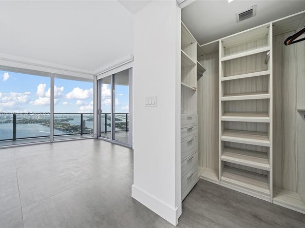 488 NE 18th St 4612, Miami FL 33132