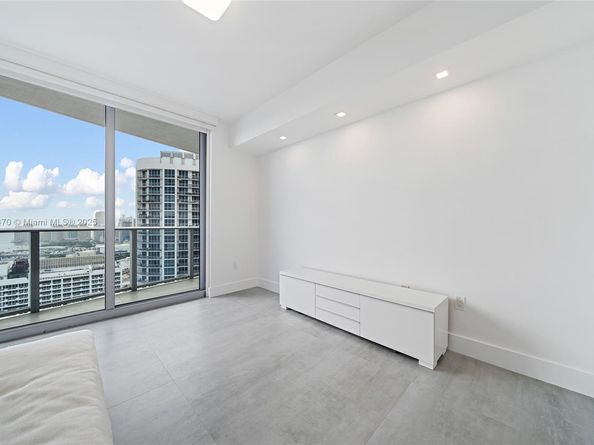 488 NE 18th St 4612, Miami FL 33132