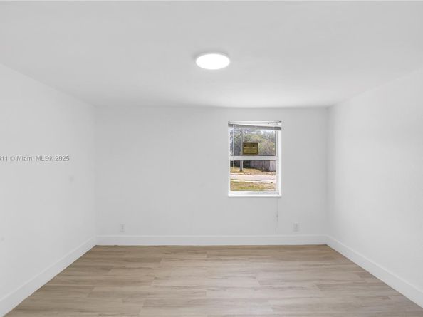 607 SW 3rd St, Delray Beach FL 33444