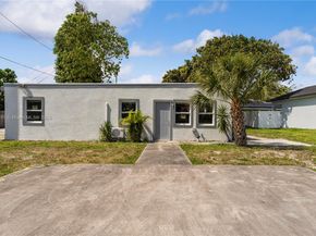 607 SW 3rd St, Delray Beach FL 33444