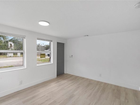607 SW 3rd St, Delray Beach FL 33444