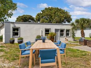 607 SW 3rd St, Delray Beach FL 33444