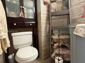 10616 NW 10th St 104, Pembroke Pines FL 33026