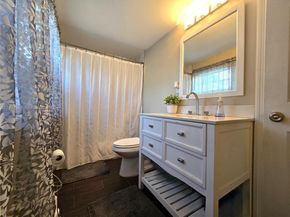 6626 SW 1st Ct, Pembroke Pines FL 33023