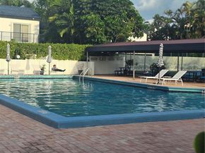 252 NE 212th Ter, Miami FL 33179