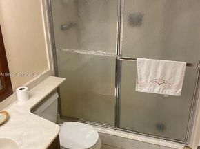 5860 NW 44th St 102, Lauderhill FL 33319