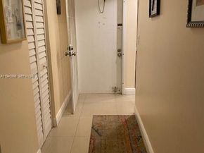 5860 NW 44th St 102, Lauderhill FL 33319