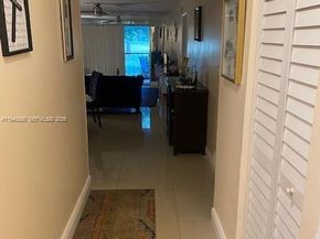 5860 NW 44th St 102, Lauderhill FL 33319