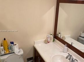 5860 NW 44th St 102, Lauderhill FL 33319