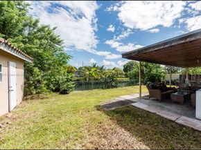 10260 SW 48th St, Miami FL 33165