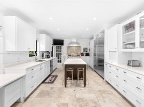 744 Lakeview Dr, Miami Beach FL 33140