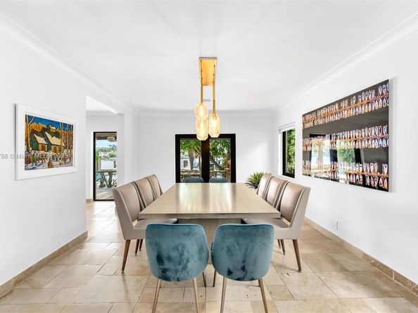 744 Lakeview Dr, Miami Beach FL 33140