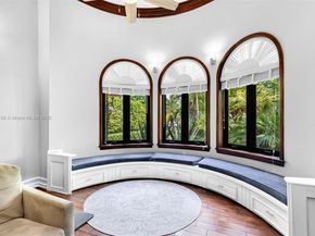 744 Lakeview Dr, Miami Beach FL 33140