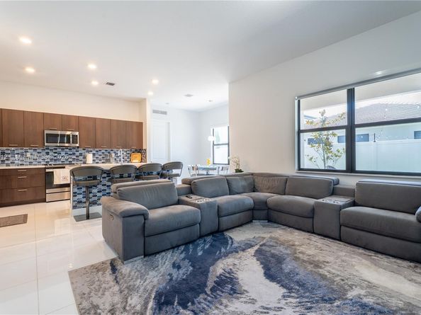 4366 SW 174th Ave, Miramar FL 33029