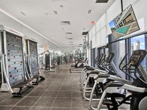 1600 NE 1st Ave 1008, Miami FL 33132