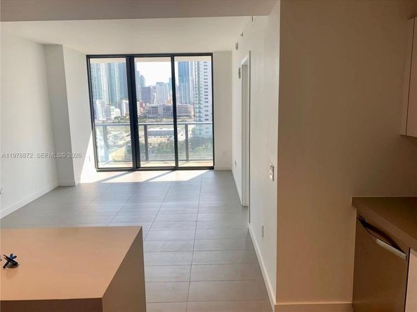 1600 NE 1st Ave 1008, Miami FL 33132