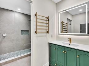 1636 SW 9th St, Miami FL 33135