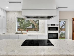 1636 SW 9th St, Miami FL 33135