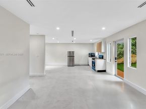 1636 SW 9th St, Miami FL 33135