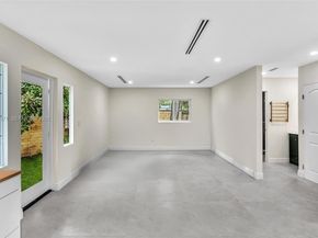 1636 SW 9th St, Miami FL 33135