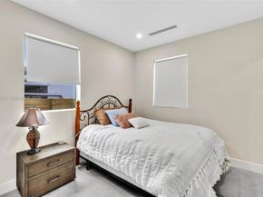 1636 SW 9th St, Miami FL 33135