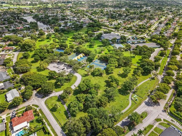 7435 SW 146th Ct, Miami FL 33183