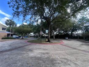 7852 NW 7th Ct, Plantation FL 33324