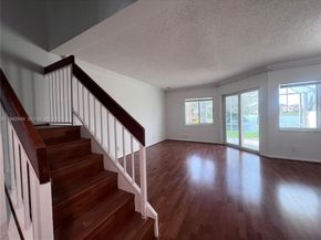 7852 NW 7th Ct, Plantation FL 33324