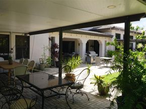 12965 SW 197th St, Miami FL 33177