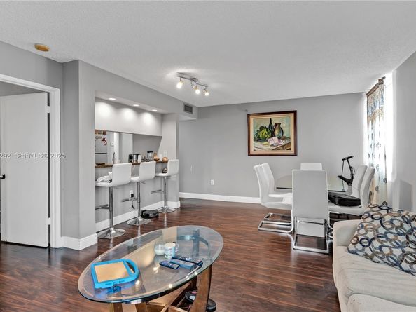 850 N Miami Ave W408, Miami FL 33136