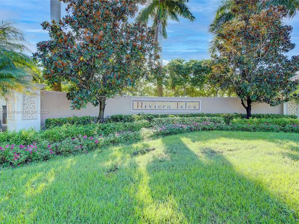 4971 SW 158th Ave, Miramar FL 33027