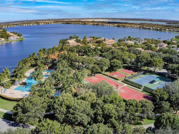 4971 SW 158th Ave, Miramar FL 33027