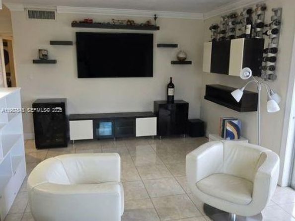 5055 NW 7th St 206, Miami FL 33126