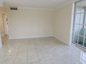 5055 NW 7th St 206, Miami FL 33126