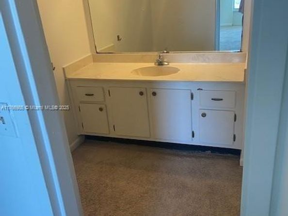 Undisclosed Address #A11766985, North Miami FL 33181