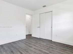 4647 NW 15th Ct, Miami FL 33142