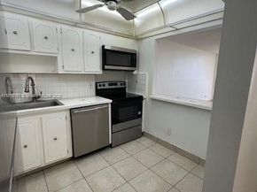 13499 Biscayne Blvd 602, North Miami FL 33181