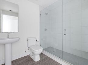 2900 NE 7th Ave 3004, Miami FL 33137