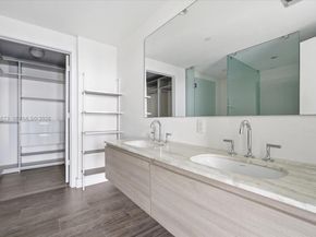 2900 NE 7th Ave 3004, Miami FL 33137