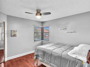 631 SW 113th Ave, Pembroke Pines FL 33025