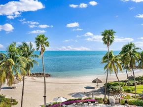 7947 Fisher Island Dr 7947, Miami Beach FL 33109