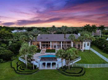 2950 Surrey Lane