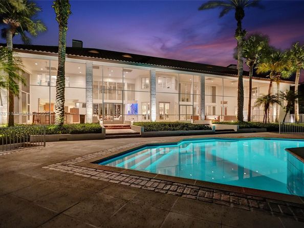 2950 Surrey Lane, Weston FL 33331