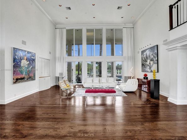 2950 Surrey Lane, Weston FL 33331