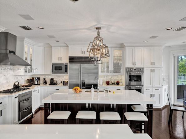 2950 Surrey Lane, Weston FL 33331