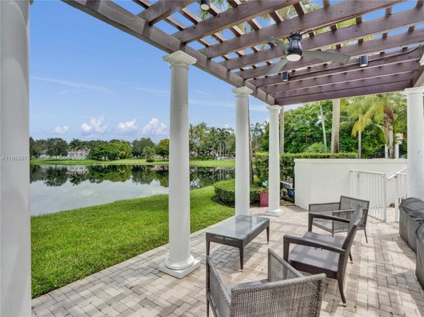 2950 Surrey Lane, Weston FL 33331